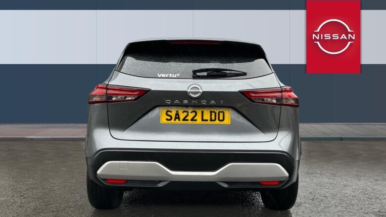 Nissan Qashqai 1.3 DiG-T MH N-Connecta 5dr Petrol Hatchback